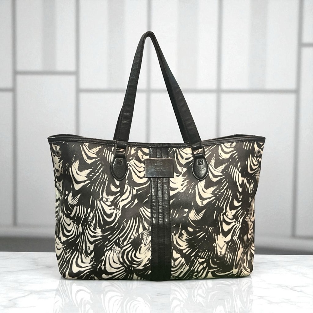 L.A.M.B. Stylish Black and Cream Tote Bag by Gwen Stefani